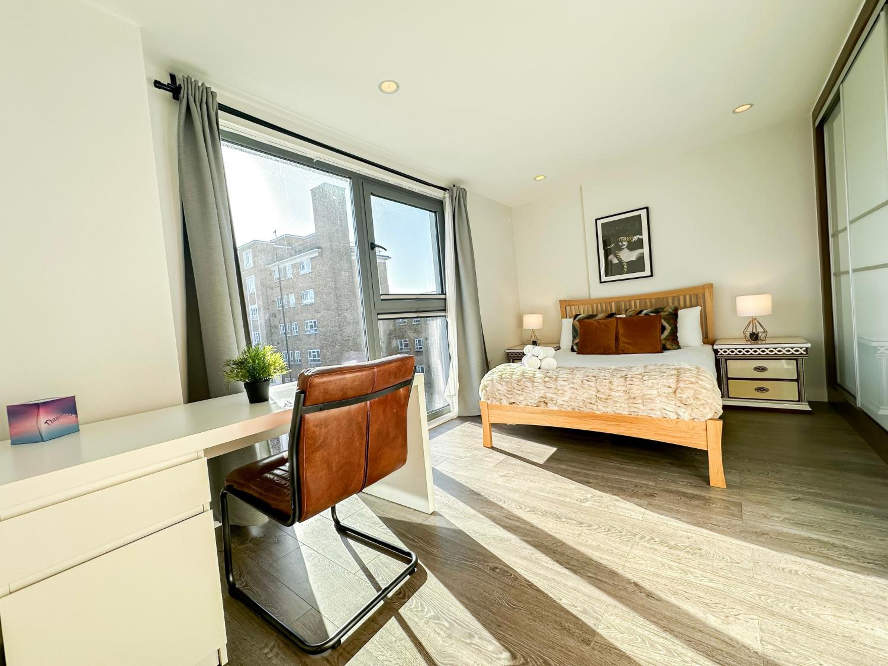 Contemporary Apartments with Private Balconies in Hoxton near Shoreditch, Old Street, Islington by NourNest Apartments