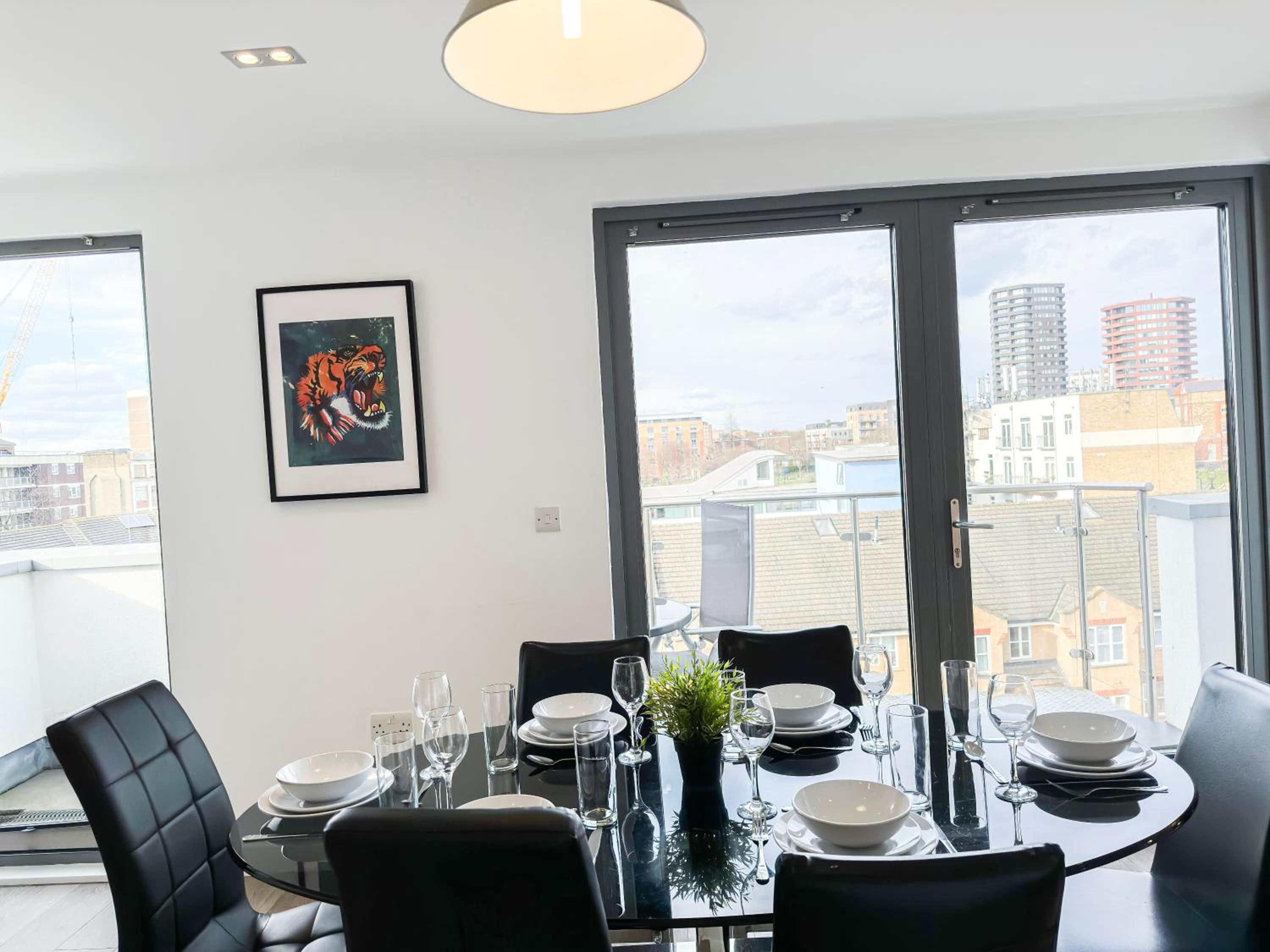 Contemporary Apartments with Private Balconies in Hoxton near Shoreditch, Old Street, Islington by NourNest Apartments