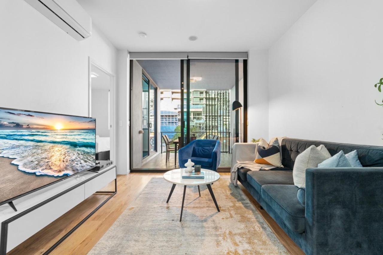 The Harmony - 3 Bedroom at Central South Brisbane wiith Parking
