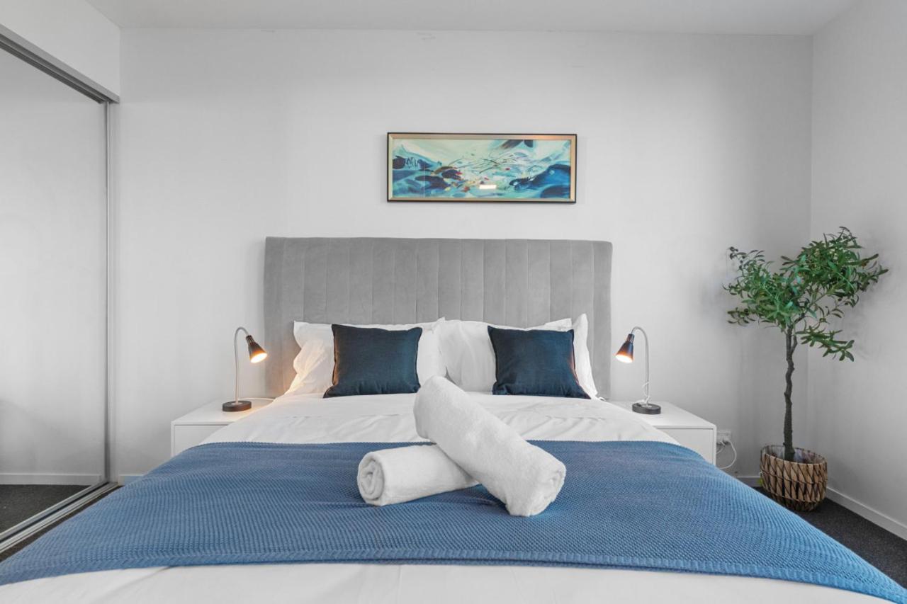 The Harmony - 3 Bedroom at Central South Brisbane wiith Parking