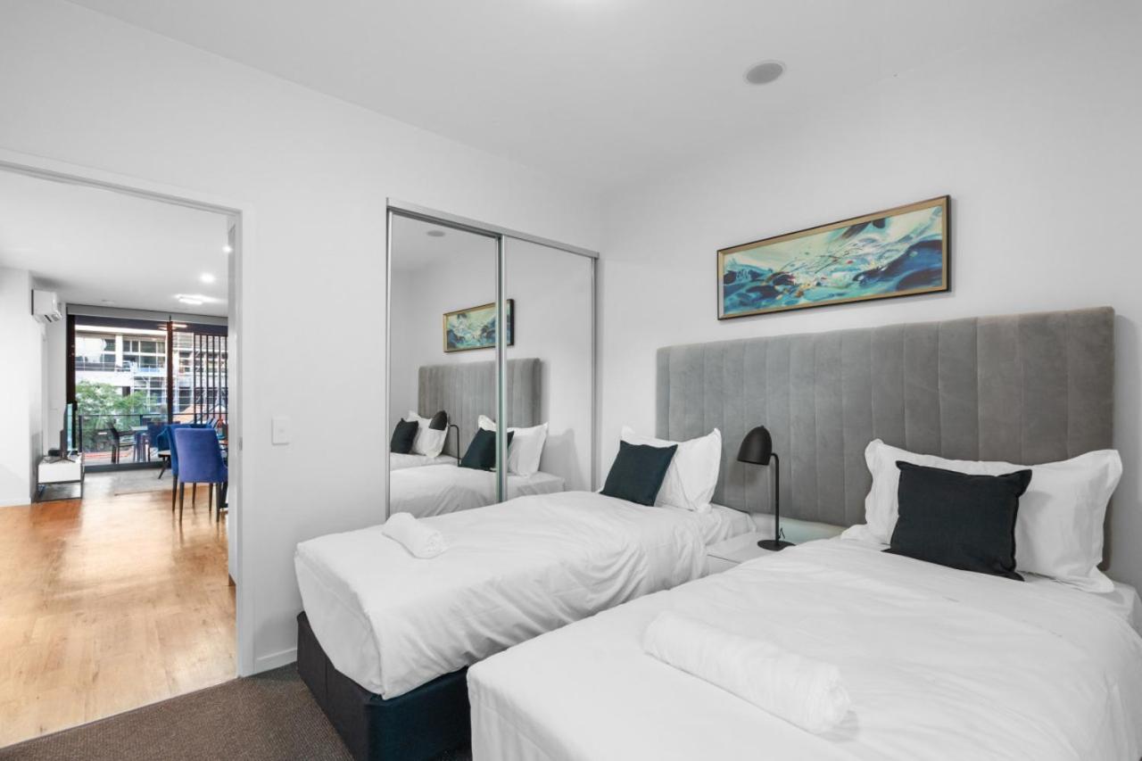 The Harmony - 3 Bedroom at Central South Brisbane wiith Parking