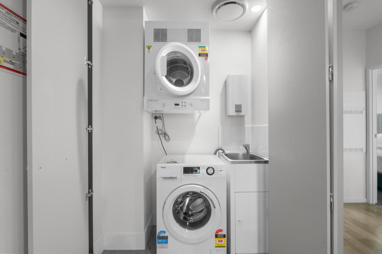 The Harmony - 3 Bedroom at Central South Brisbane wiith Parking