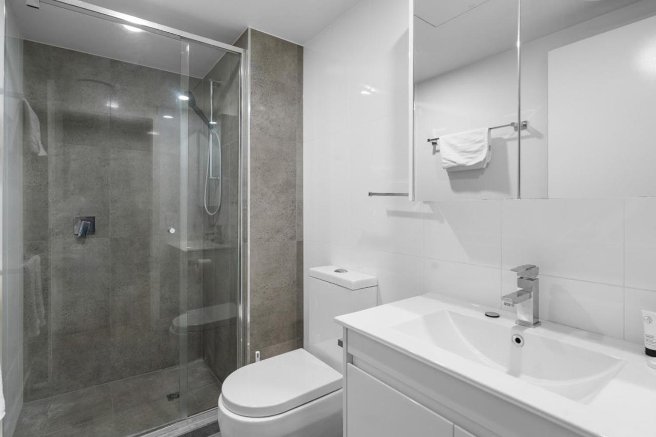 The Harmony - 3 Bedroom at Central South Brisbane wiith Parking