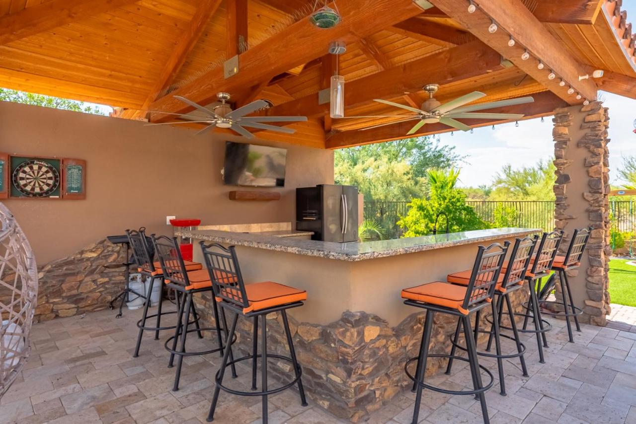 Sleeps 25 • Heated Pool and Spa • Pickleball Court view 4