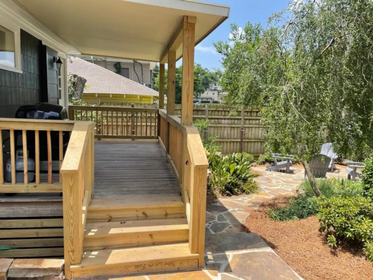 Downtown Birmingham Modern 2-Bedroom Gem view 2