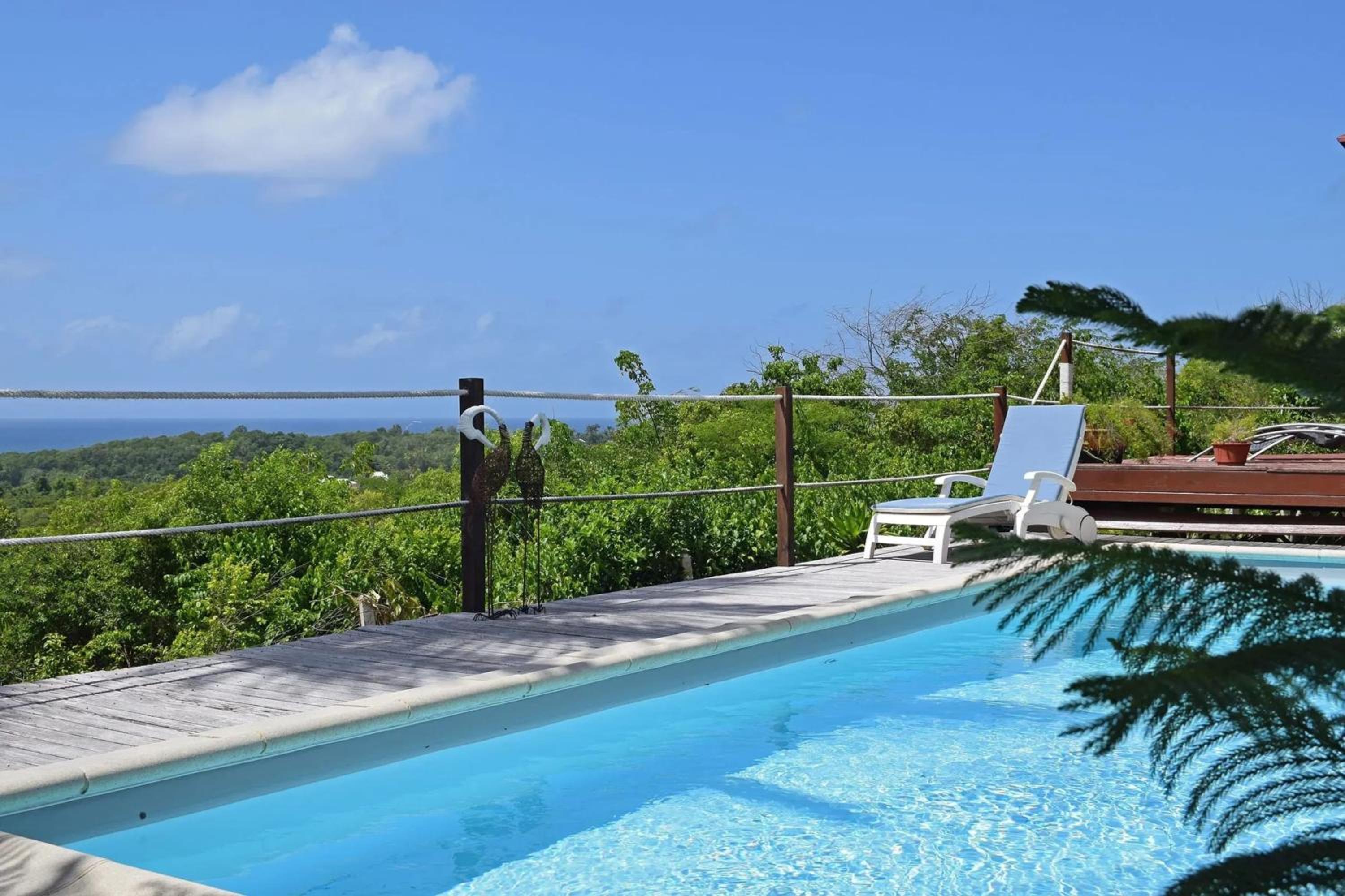 Villa moderne avec piscine à Sainte-Anne 154 m² vue mer view 2