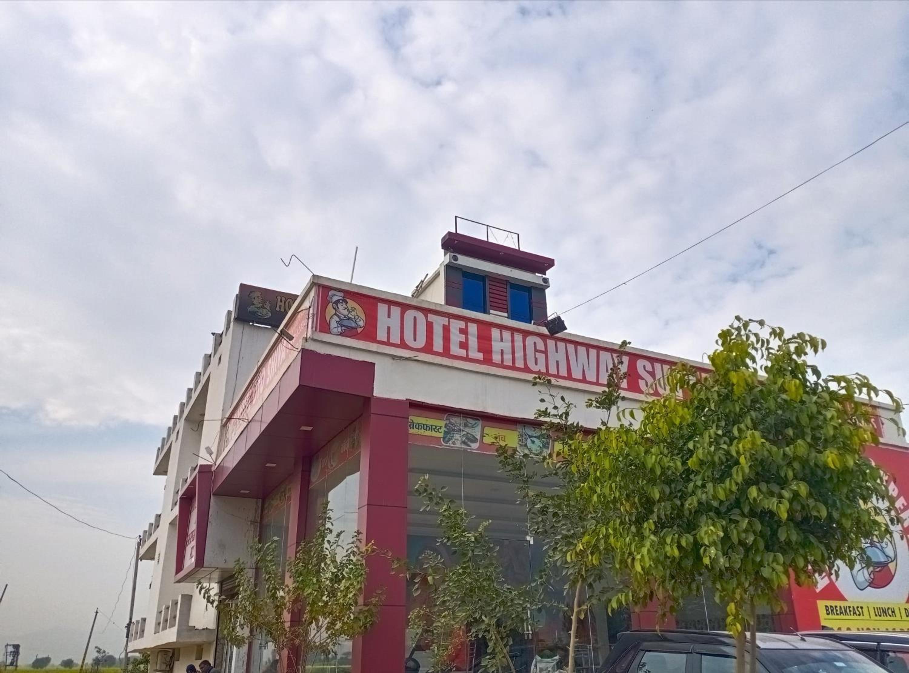 Hotel O Highway Super King