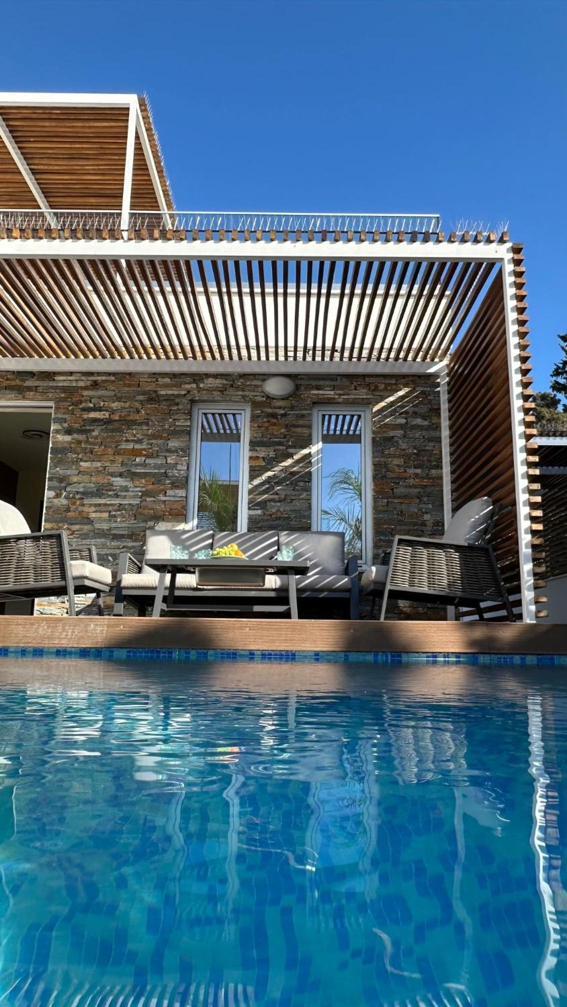 Luxury Paradise Villa