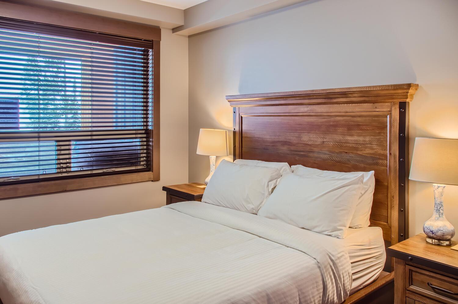 Stonegate Resort Unit B102