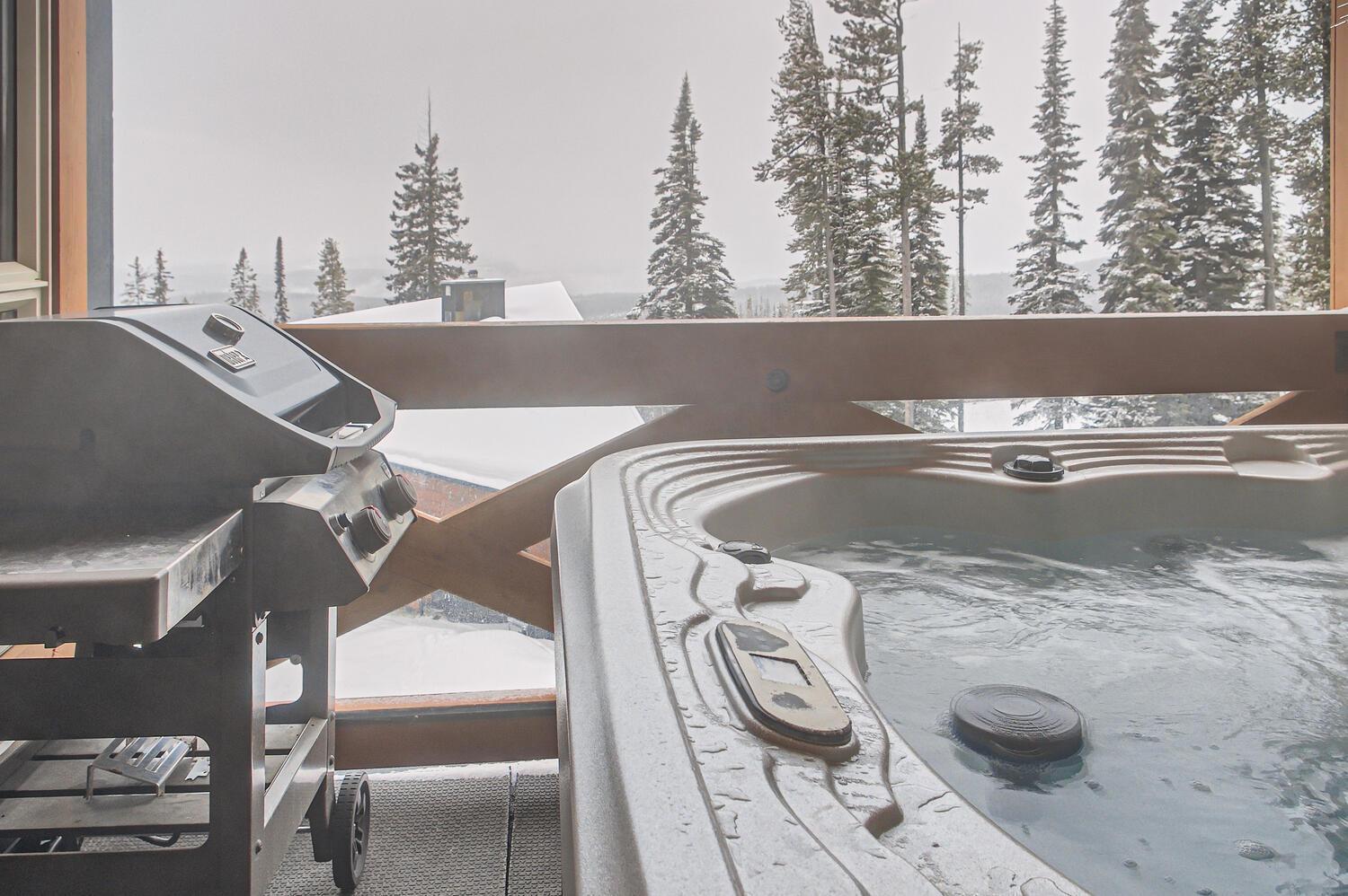 Stonegate Resort Unit B102