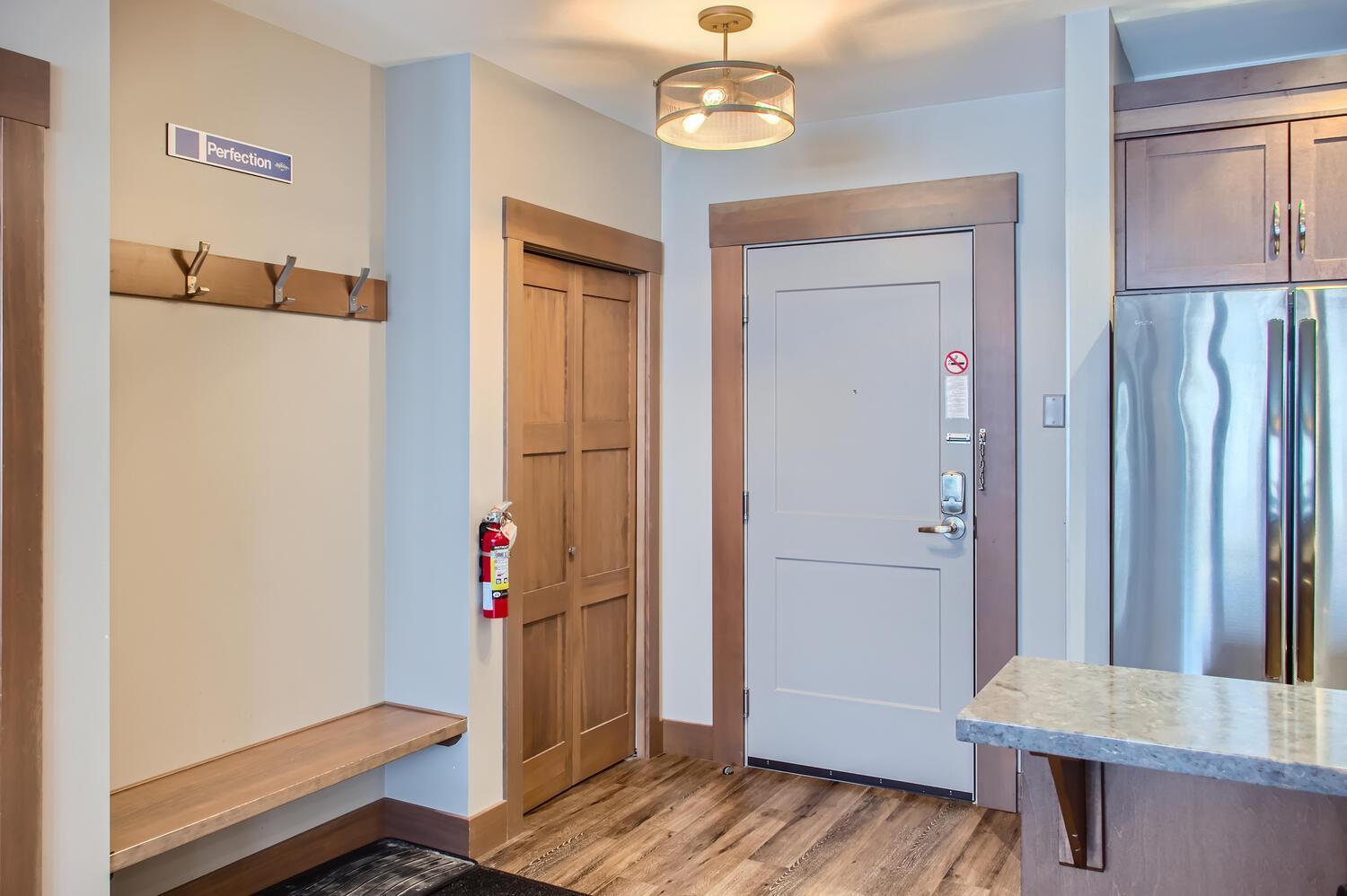 Stonegate Resort Unit B102