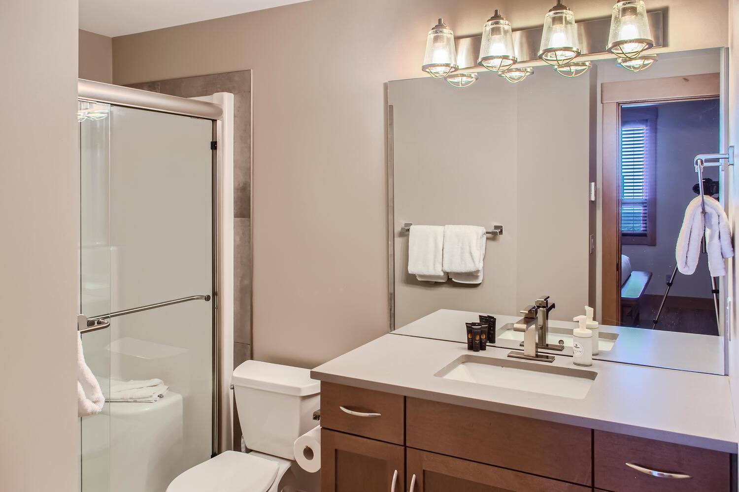 Stonegate Resort Unit B102