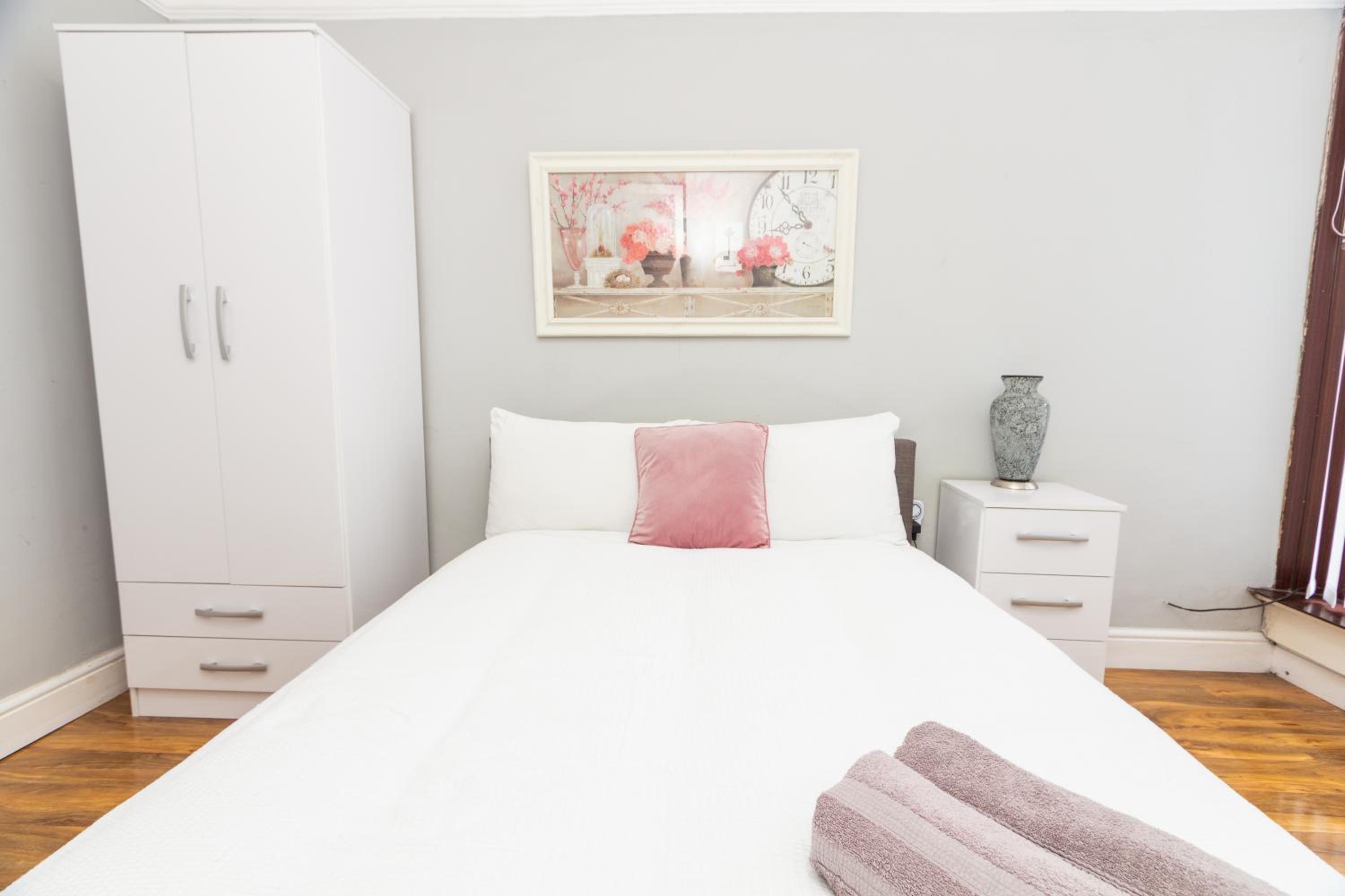 Perfect house for professionals 3 rooms 6 guests view 4
