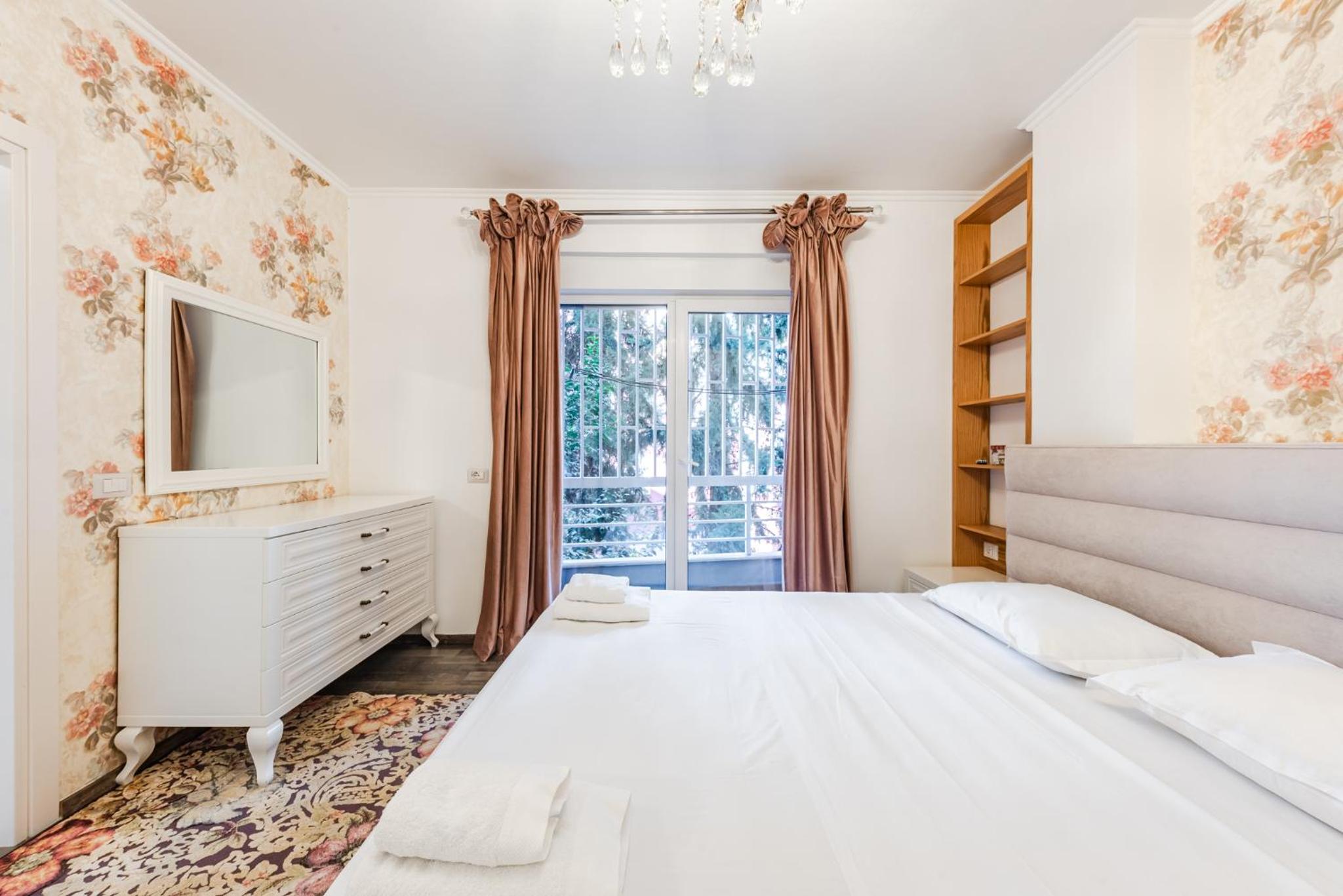 Sisi's Luxury Apartments Grand Park of Tirana