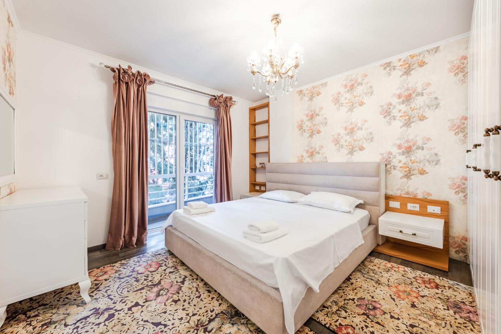 Sisi's Luxury Apartments Grand Park of Tirana