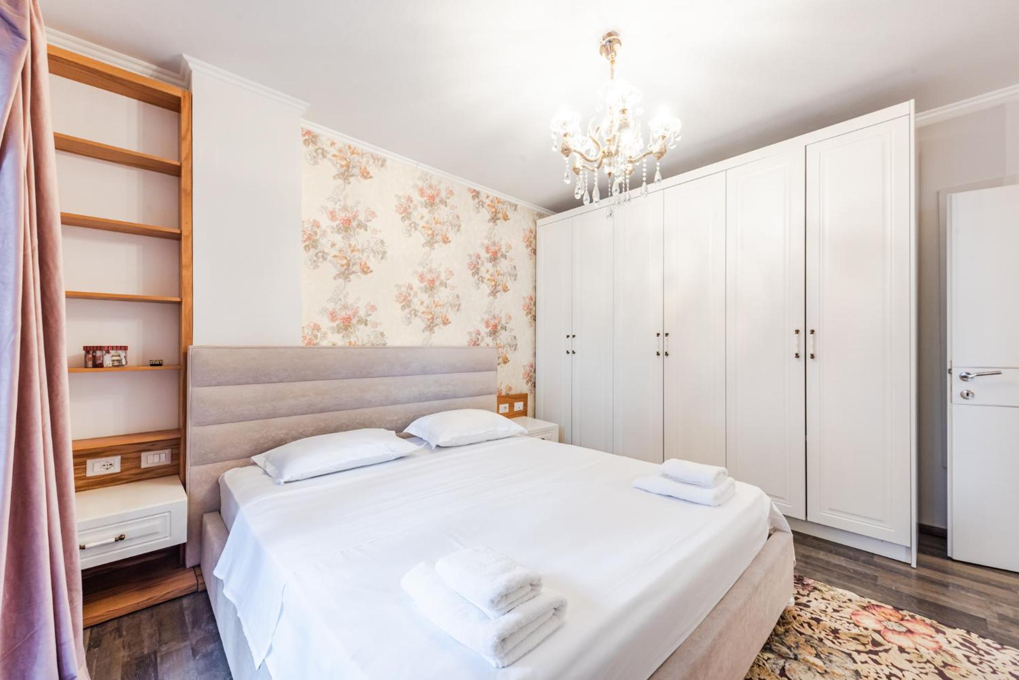 Sisi's Luxury Apartments Grand Park of Tirana