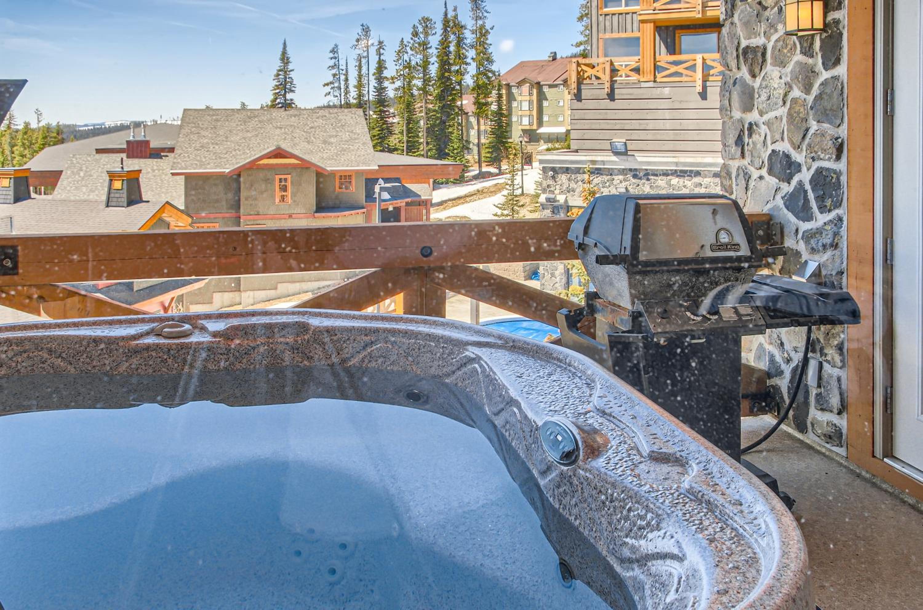 Stonegate Resort Unit C304