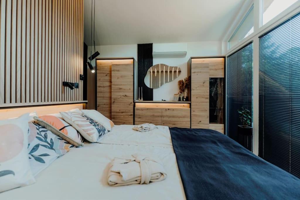 Maroska Forest Cabin & Wellness view 3