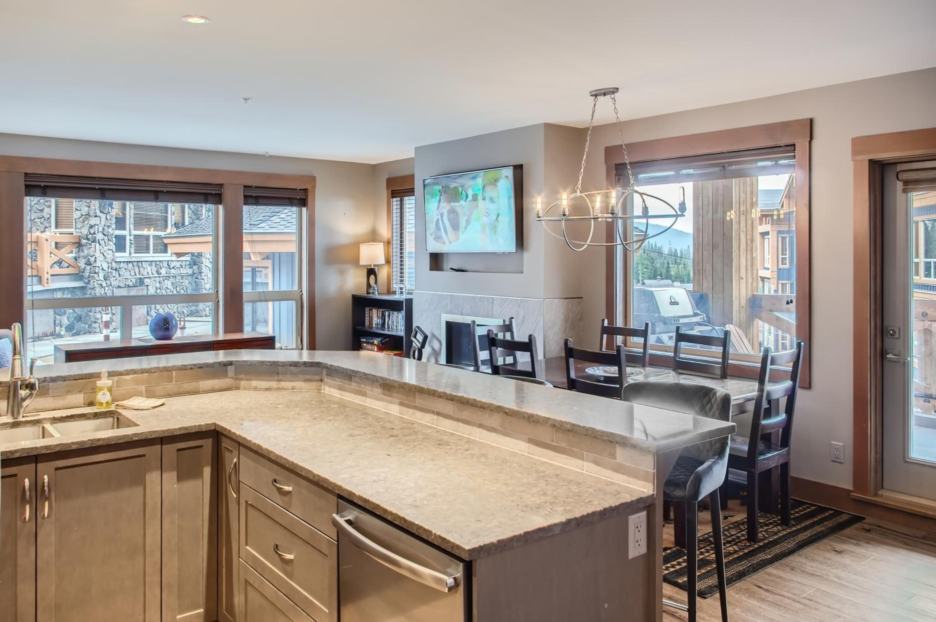 Stonegate Resort Unit B108