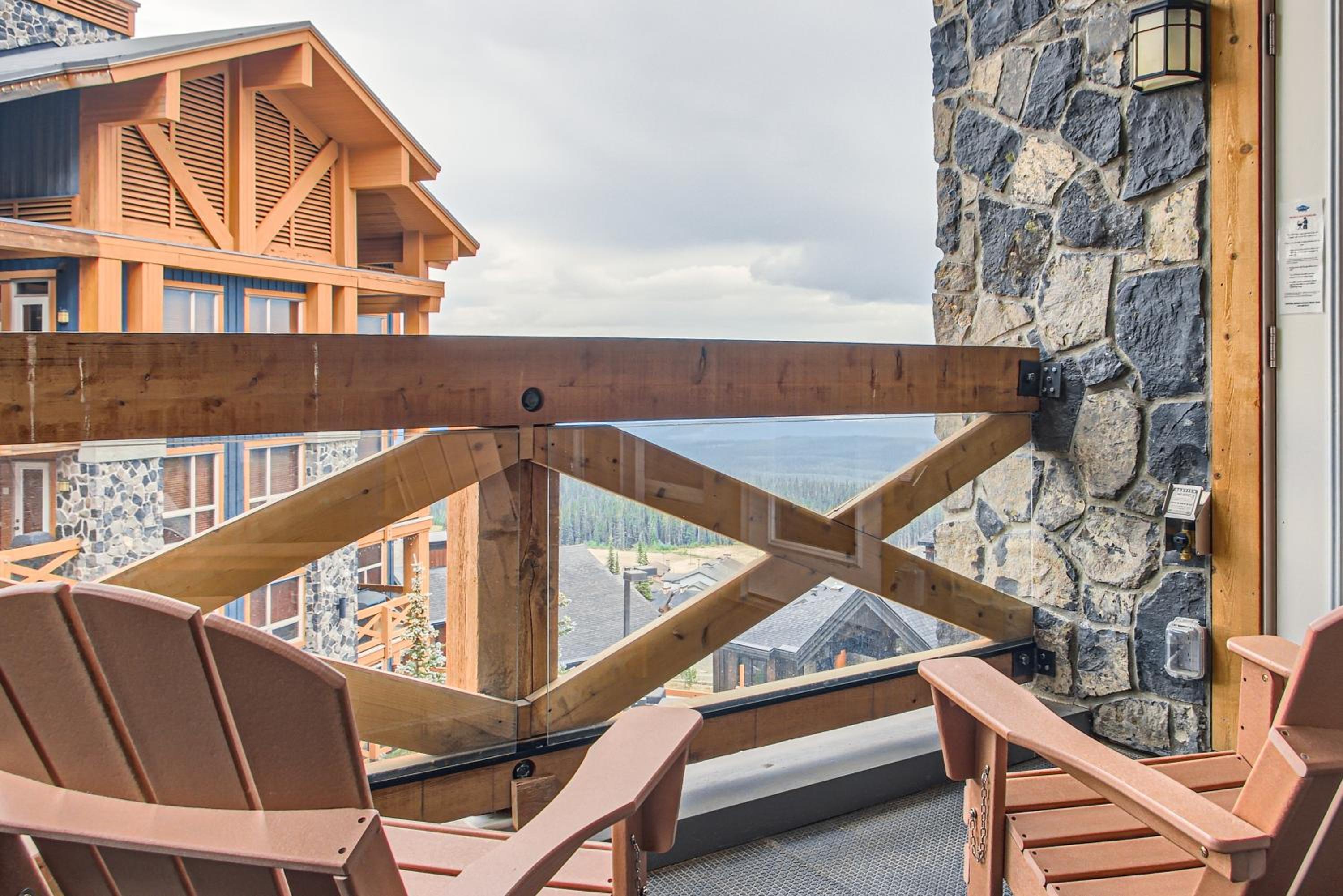 Stonegate Resort Unit B108