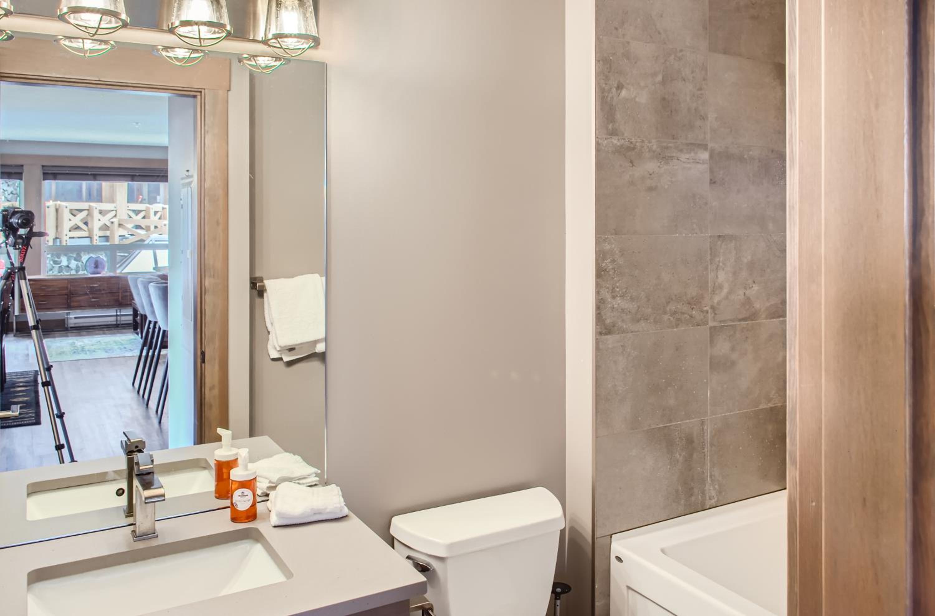 Stonegate Resort Unit B108
