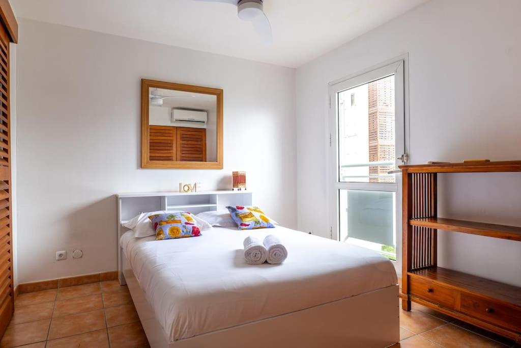 La Perle du Gosier Appartement 3 Pièces proche mer view 4