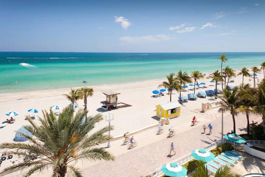 Beachfront Fun & Waves Heated Pool Free Parking view 3