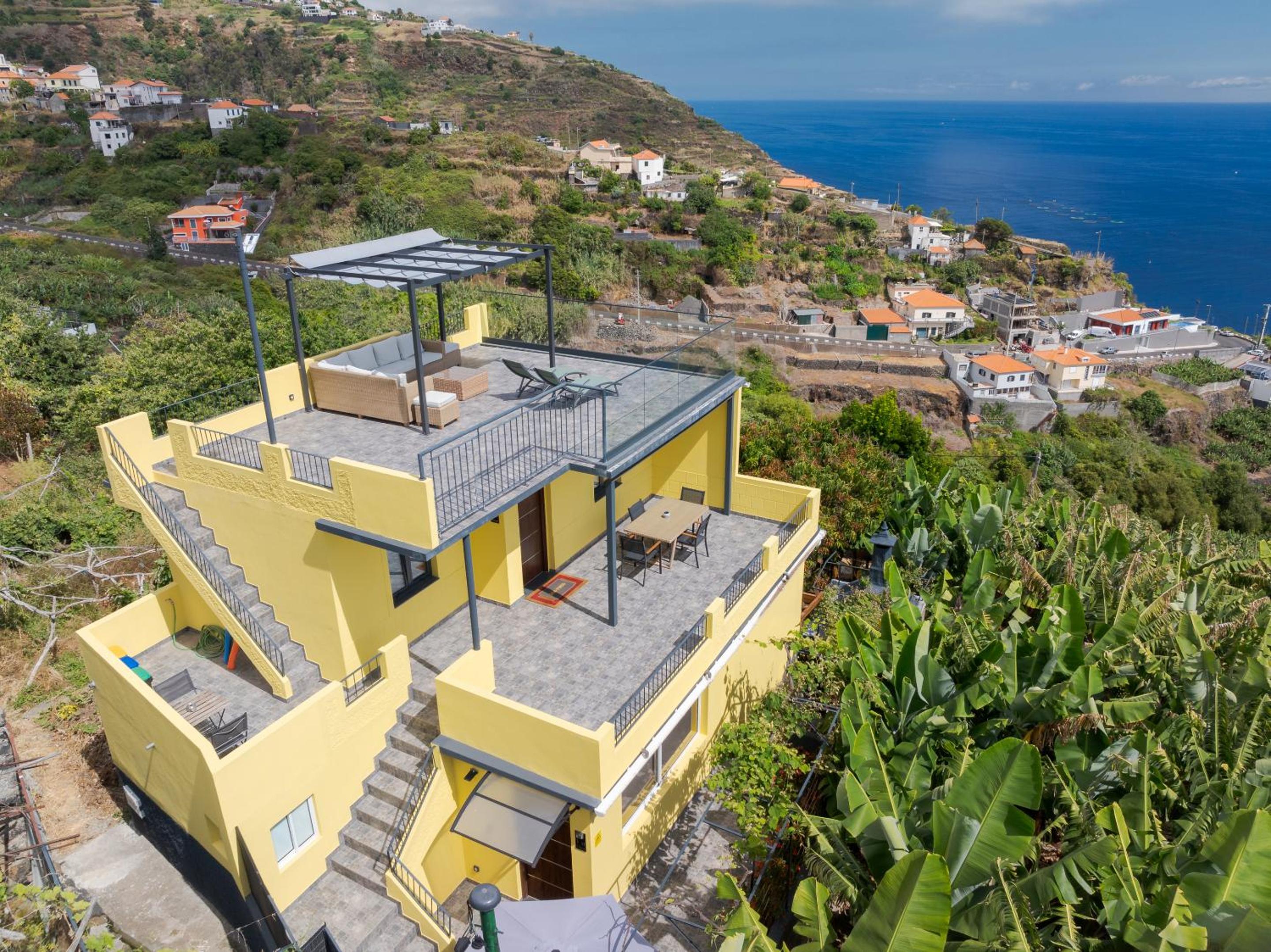 Sky & Ocean en Calheta — other
