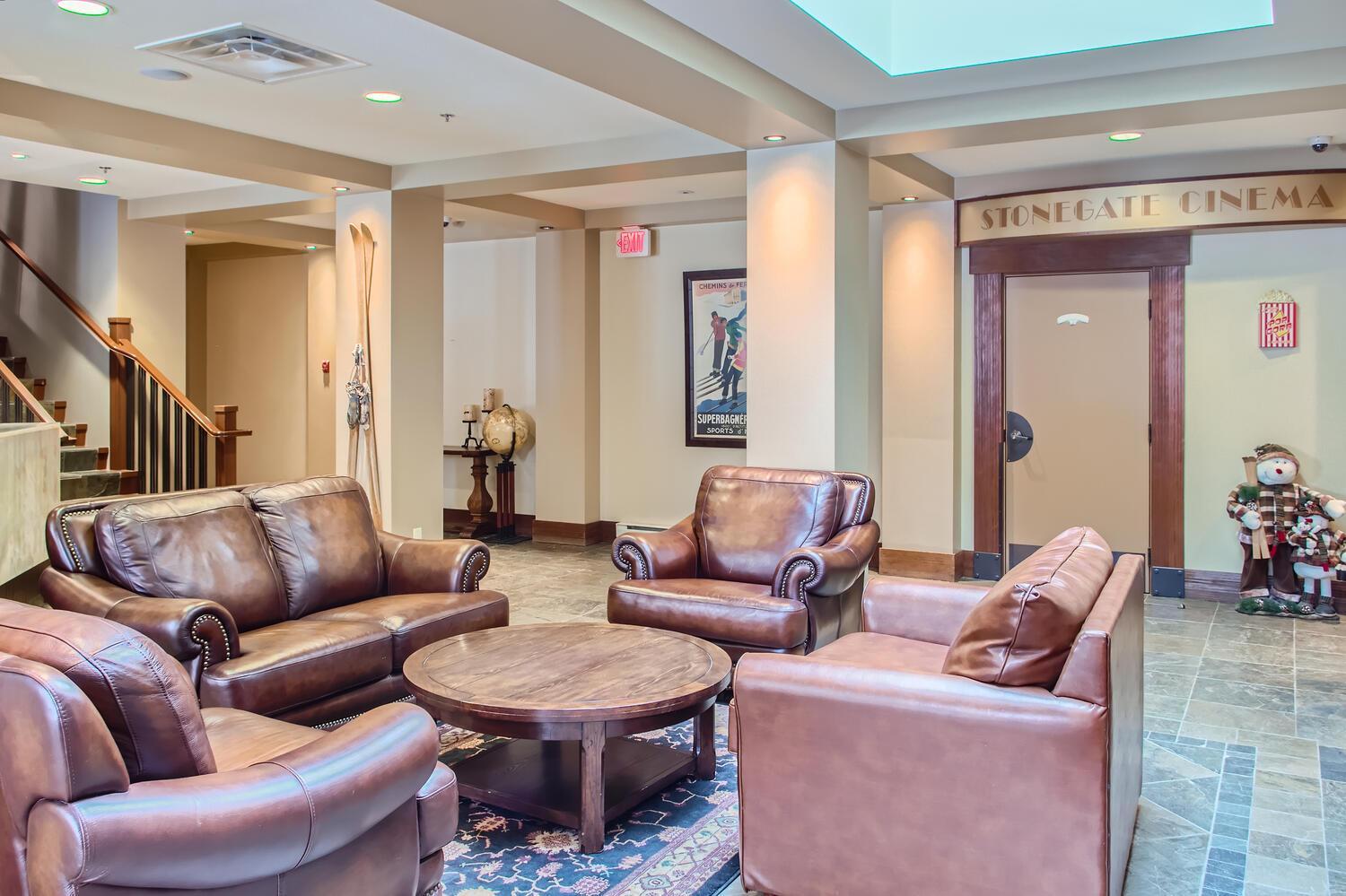 Stonegate Resort Unit A102