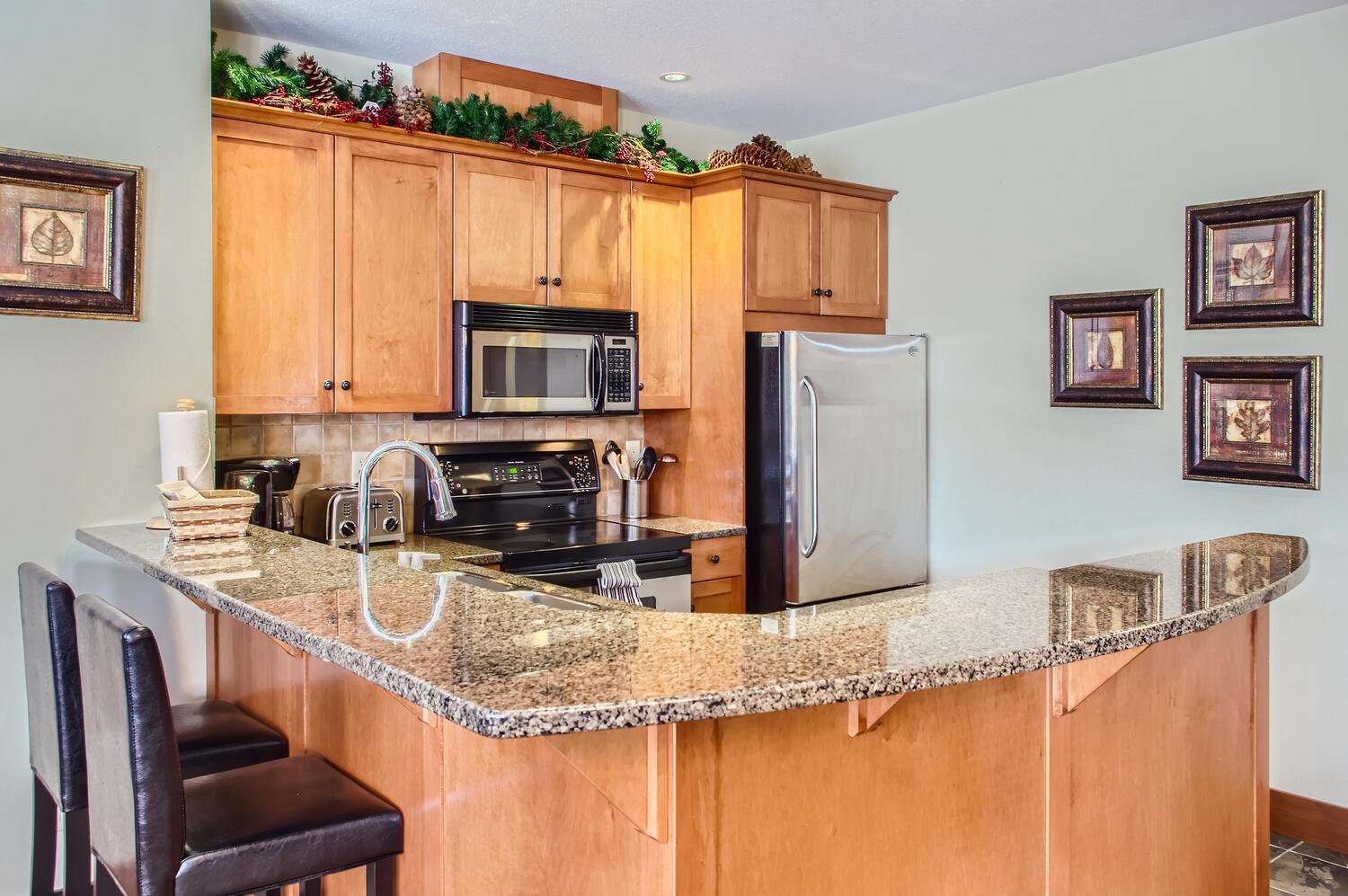 Stonegate Resort Unit A102