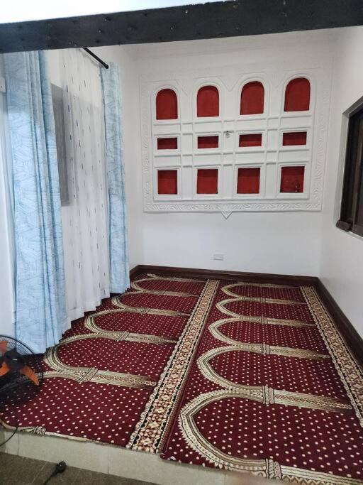 Beautiful 7 bedroom Farm house view 3