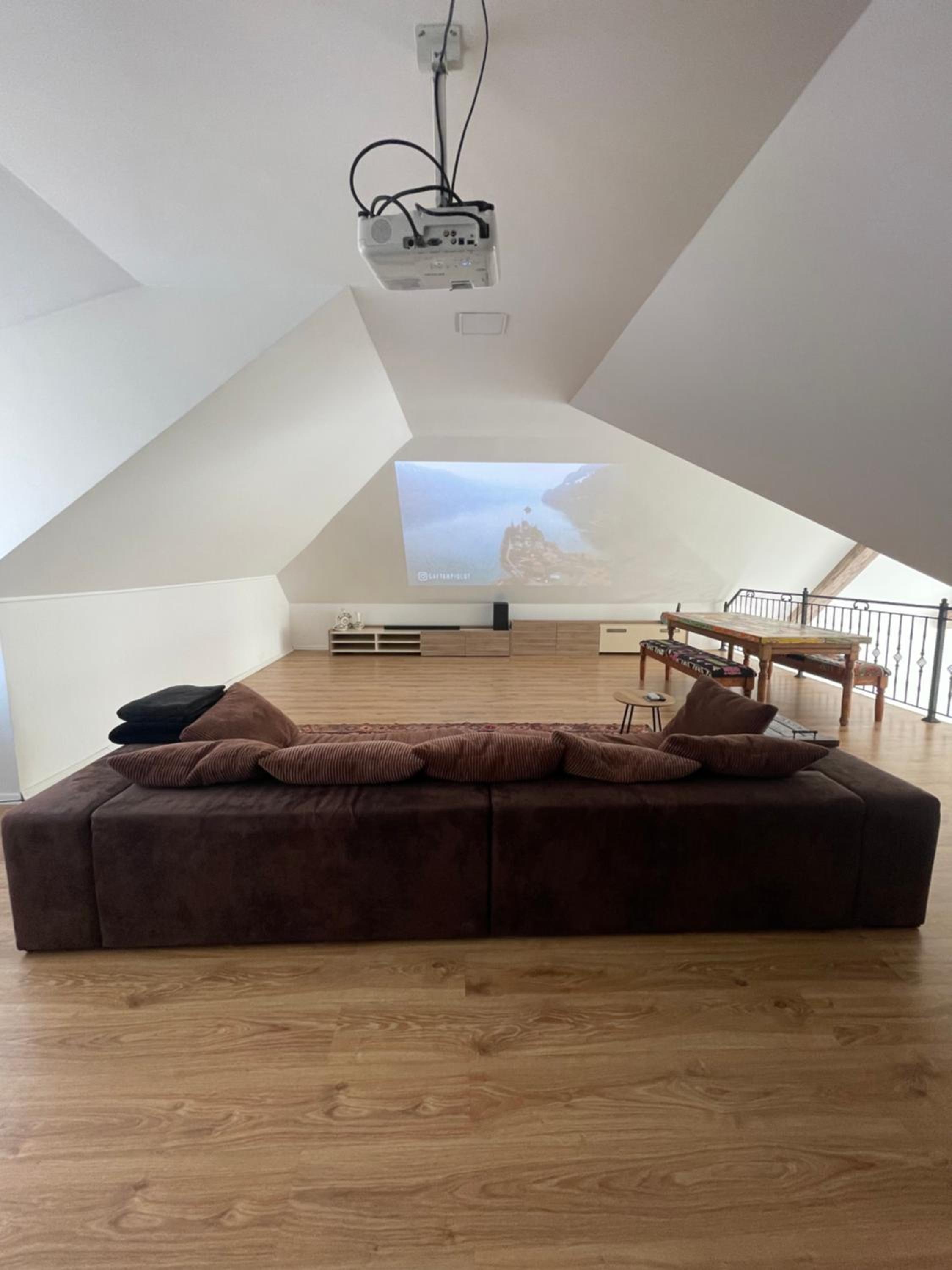 Entire house with pool for rent