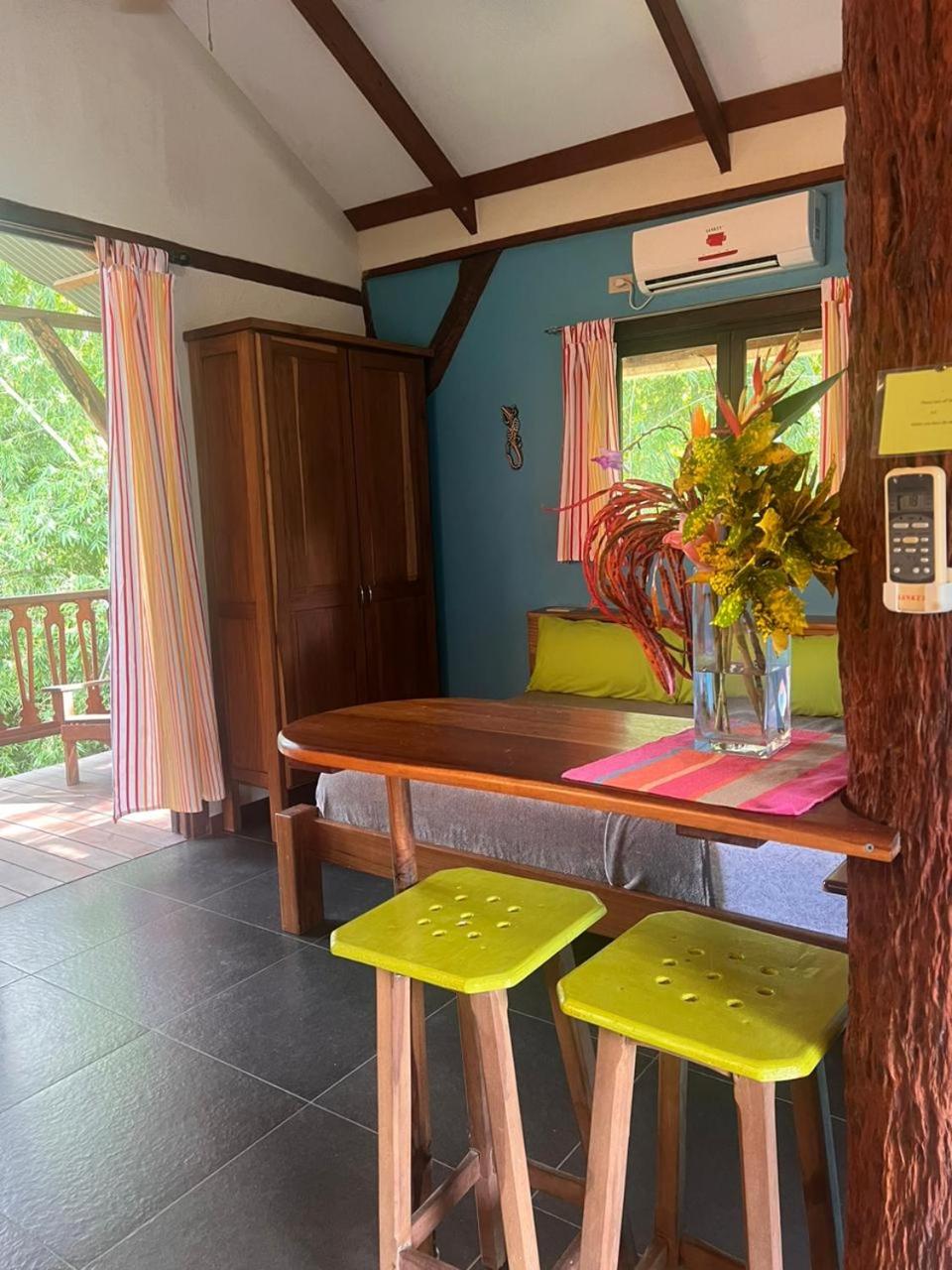 Chalet Tropical