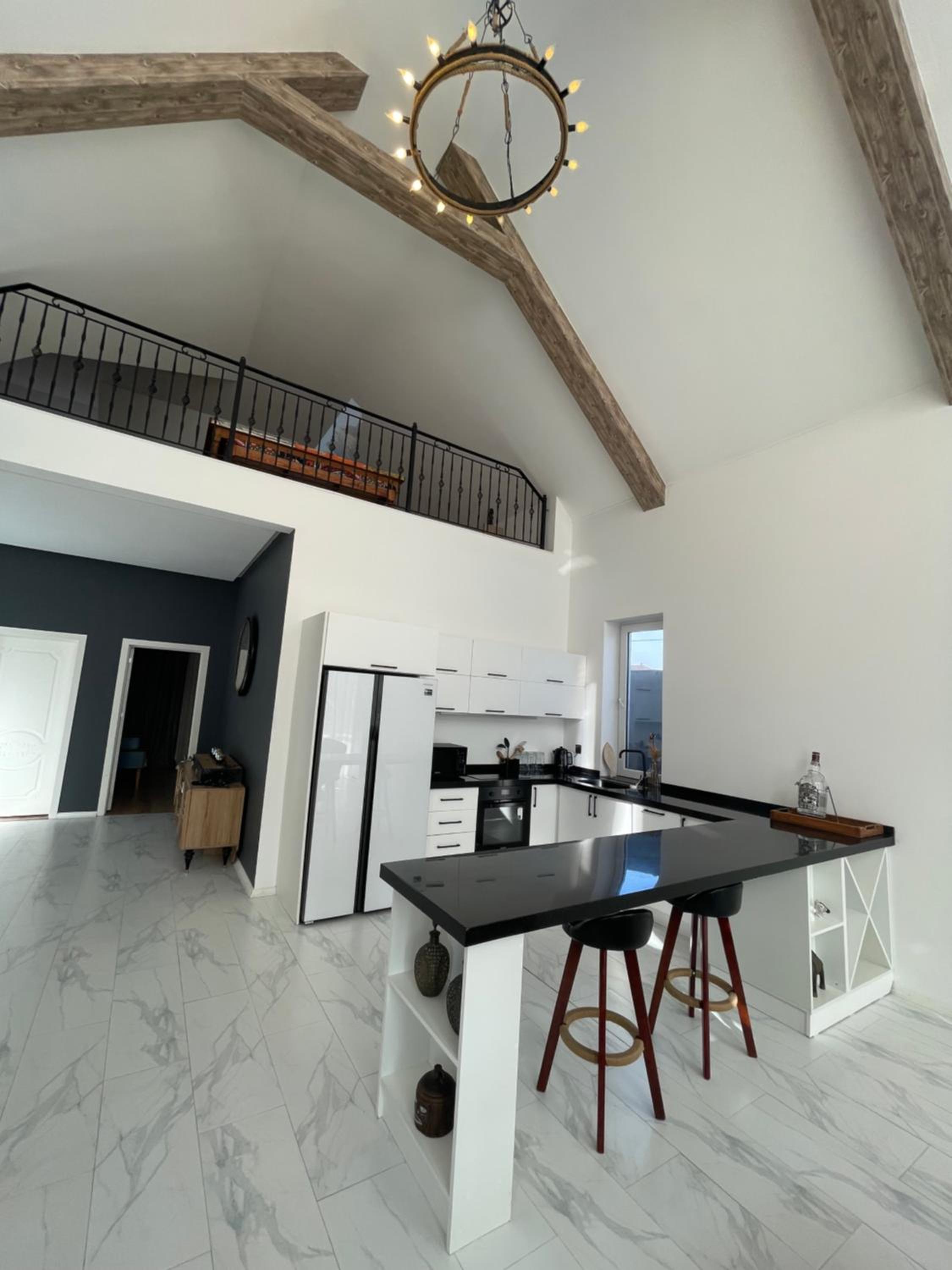Entire house with pool for rent