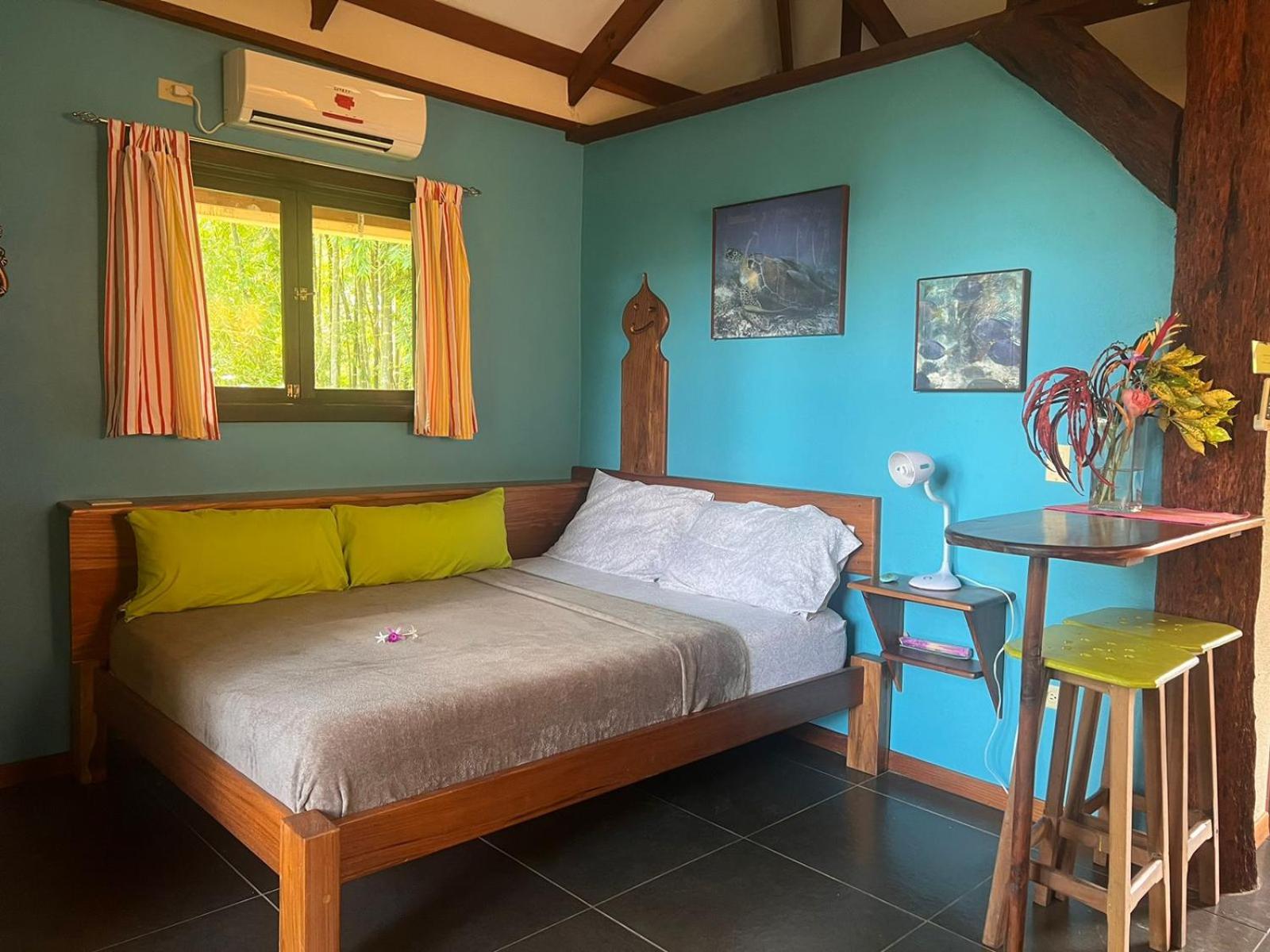Chalet Tropical