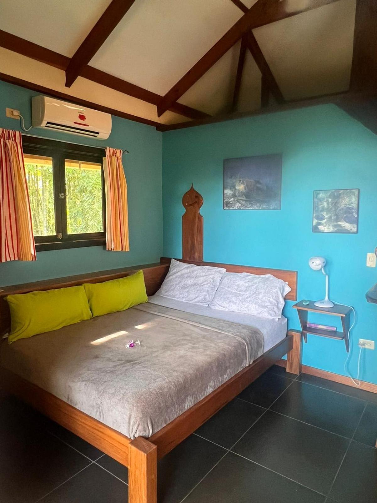 Chalet Tropical