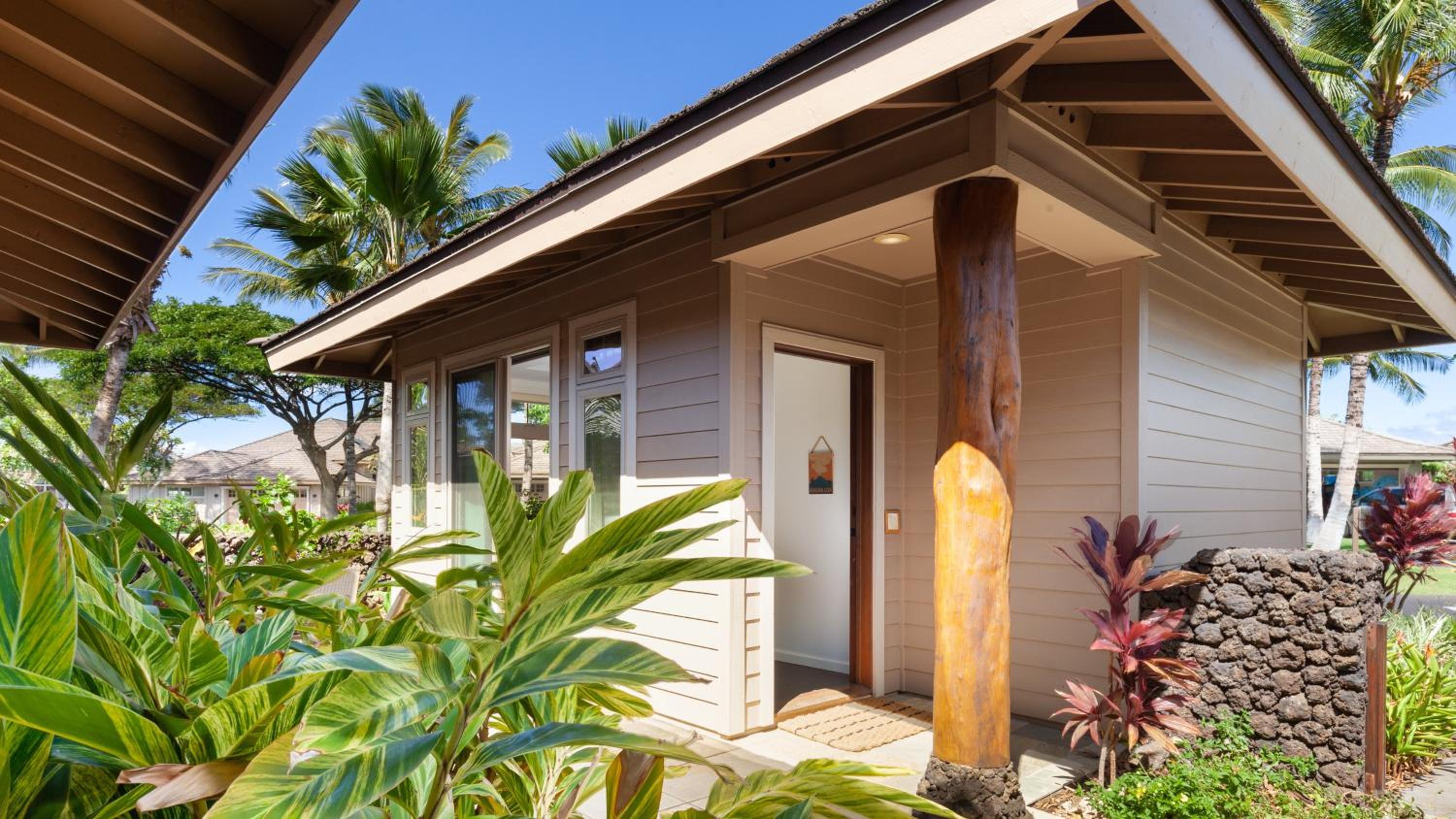 ❤PiH❤PARADISE AWAITS Guest Cottage Private Pool Spa