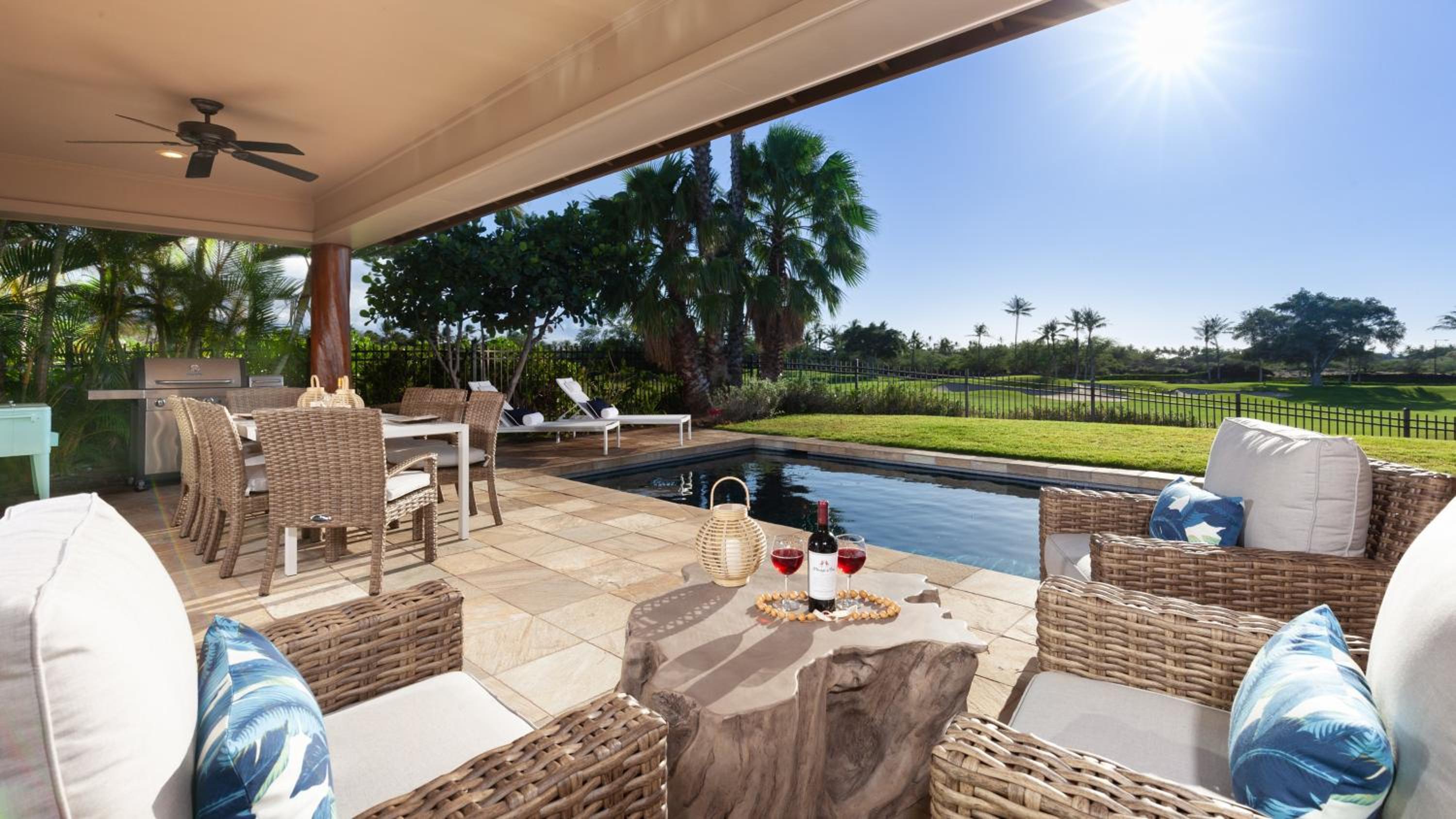 ❤PiH❤PARADISE AWAITS Guest Cottage Private Pool Spa
