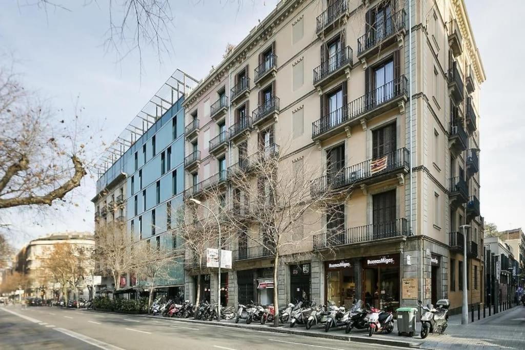 Modern Penthouse with VIEWS Near Paseo De Gracia by MyRentalHost