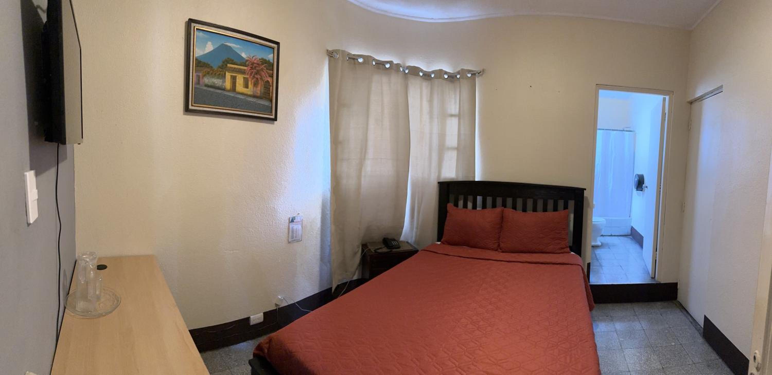 Hotel Mayesstic