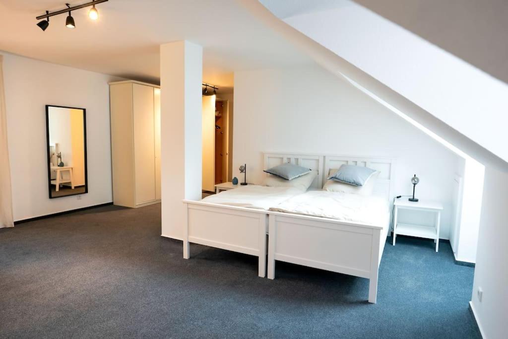 große schicke Wohnung beste Altstadtlage Parkplatz