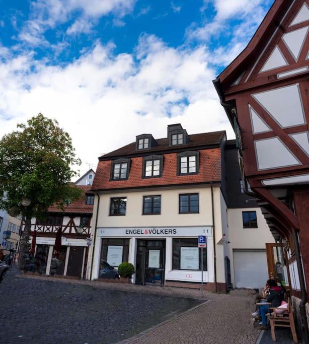 große schicke Wohnung beste Altstadtlage Parkplatz