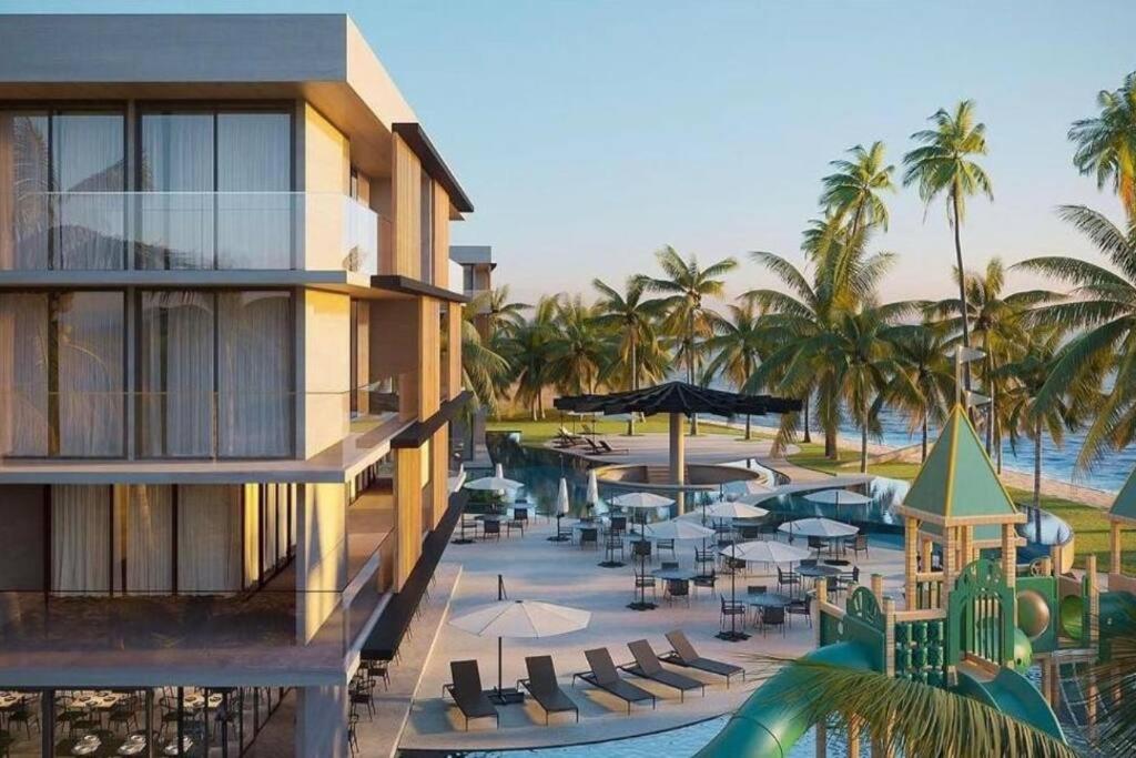 Luxuoso Apartamento beira-mar!