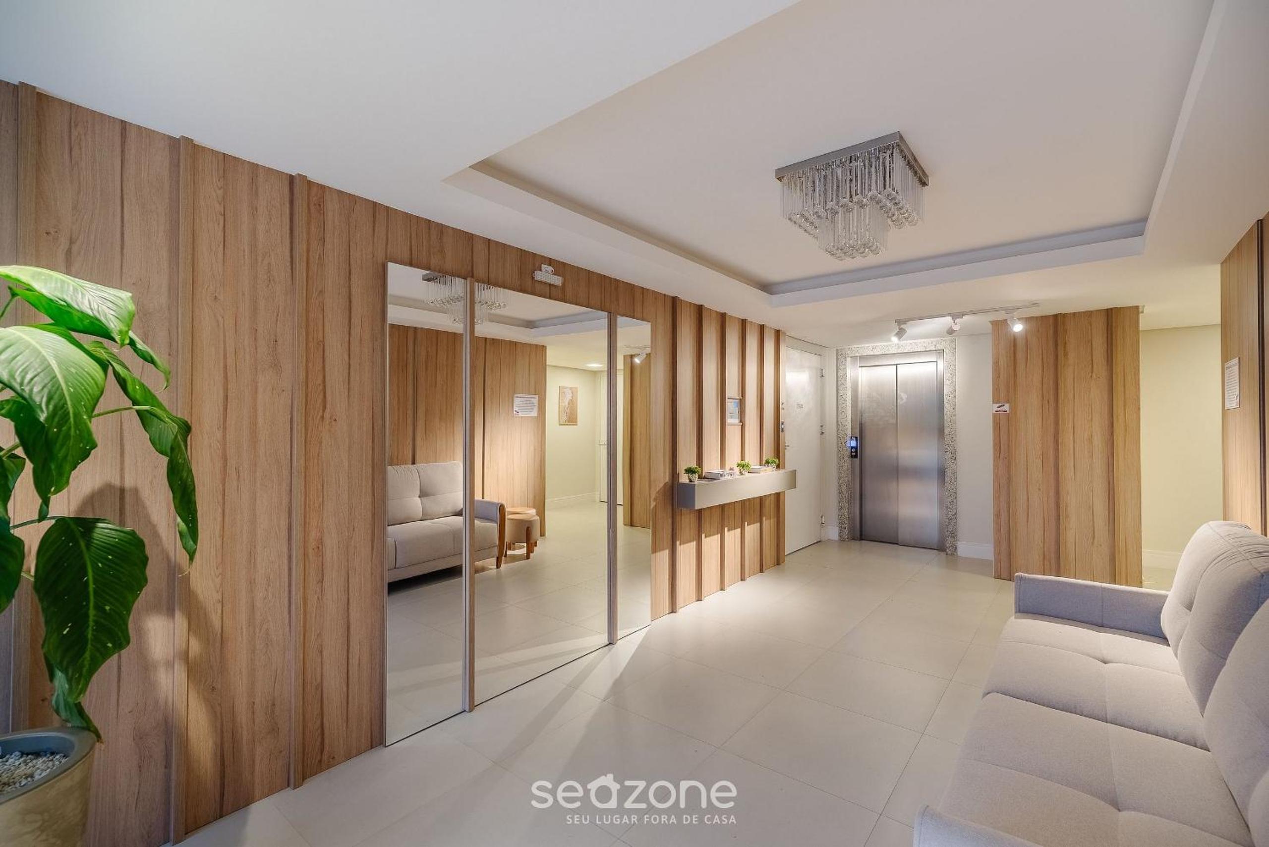 OBP - Modern Condo 600 m from the Beach