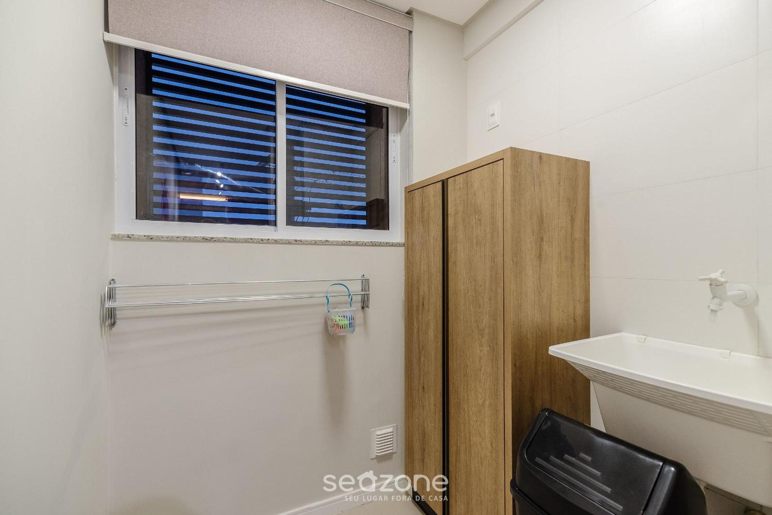OBP - Modern Condo 600 m from the Beach