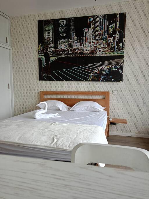 Fun in the sun - 1 Bed fully equipped apartment near beach and city center view 3