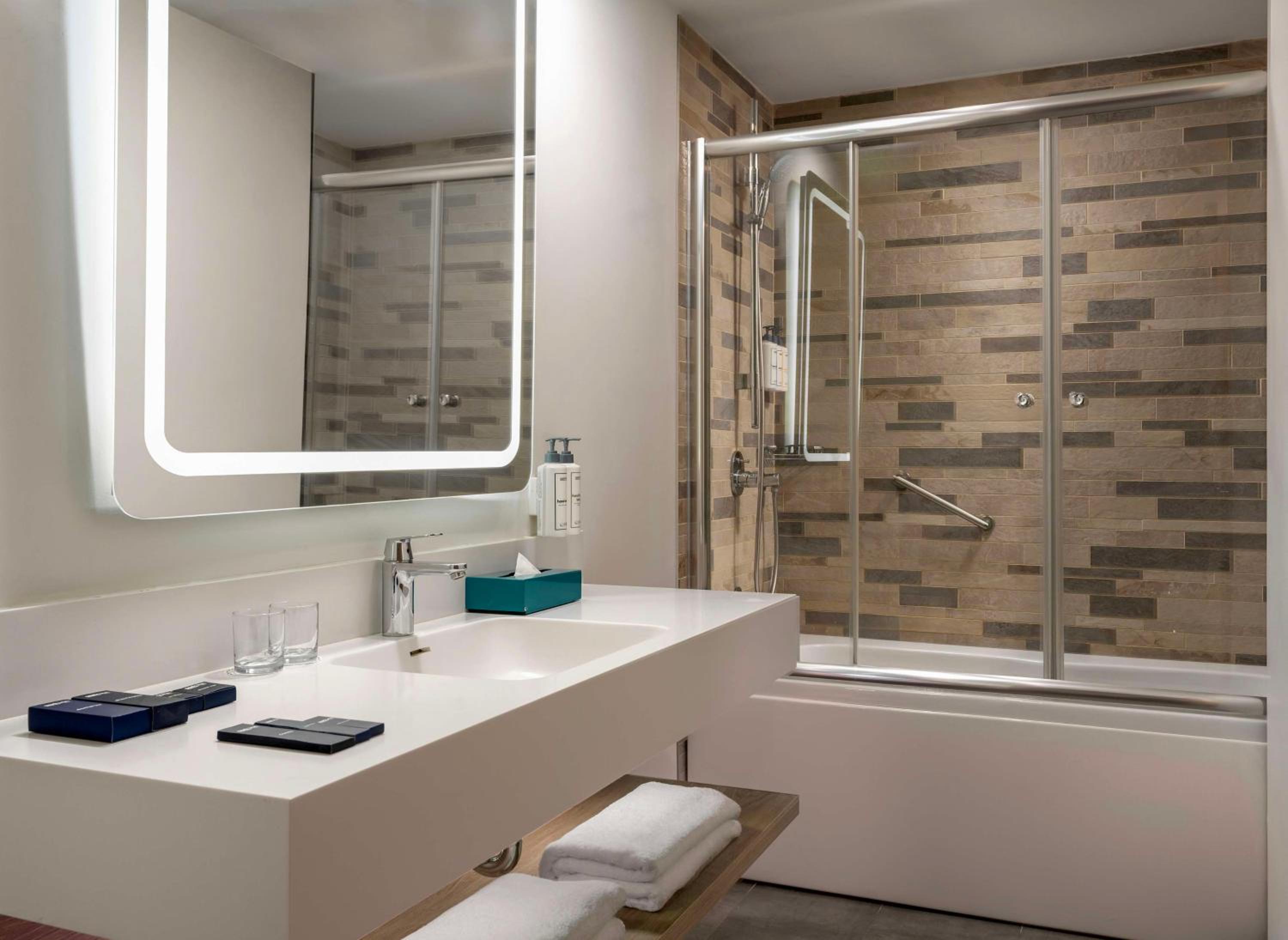 Park Inn by Radisson İstanbul Havalimanı Odayeri - Image 40