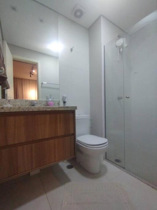 Apartamento mobiliado e completo para sua estadia