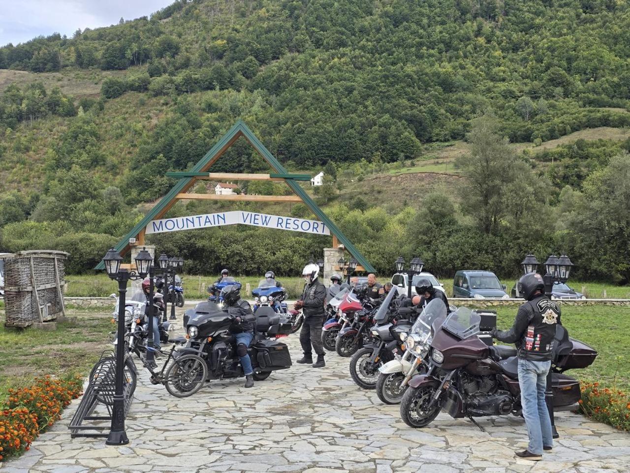 Mountain View RESORT