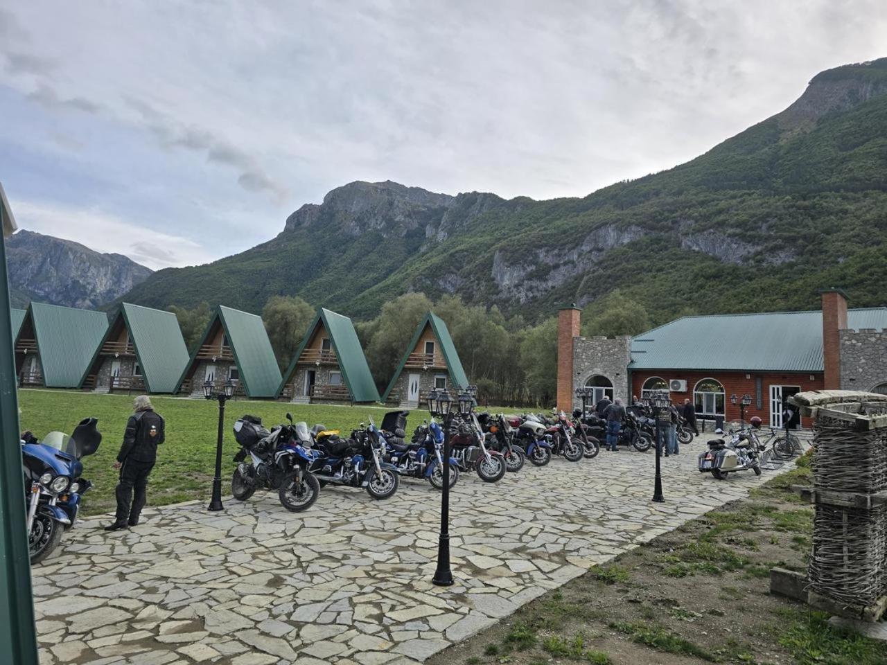 Mountain View RESORT